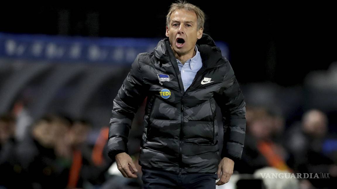 Klinsmann aguanta solo 9 partidos, renuncia como técnico del Hertha Berlín