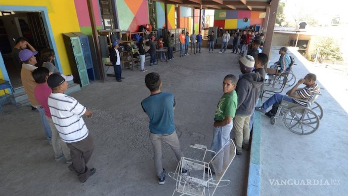 Harán colecta de zapatos para migrantes en Saltillo