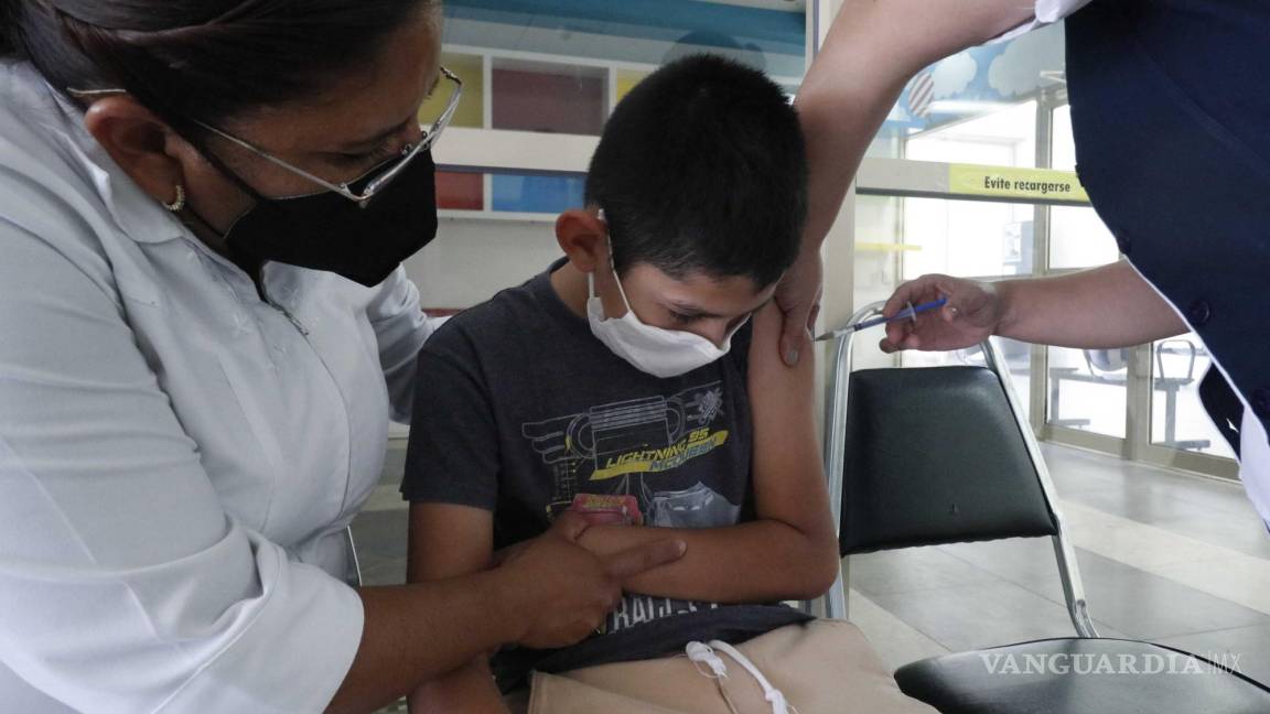 Suman 250 menores de edad con amparo para vacunarse, ayer se inmunizaron a 42 en Saltillo