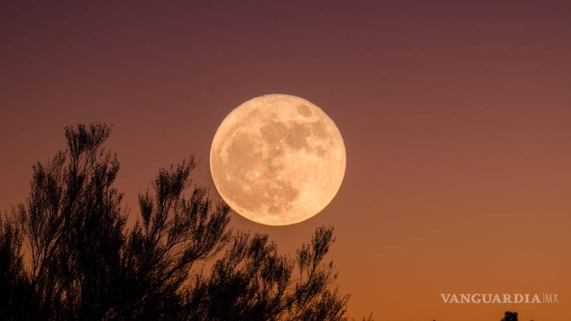 $!La superluna de cosecha nos ofrece más tiempo de luz por la tarde.