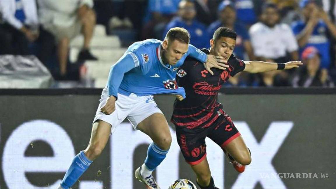 Cruz Azul se mide como favorito a Xolos en los Cuartos de Final del Apertura 2024