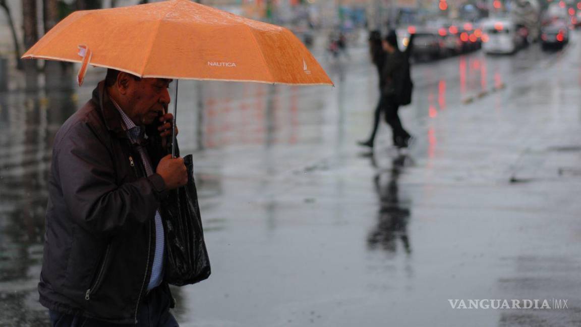 Nuevo León suspende clases en turno matutino por fuertes lluvias