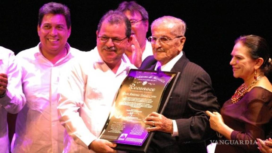 Fallece el exgobernador de Sinaloa Antonio Toledo Corro