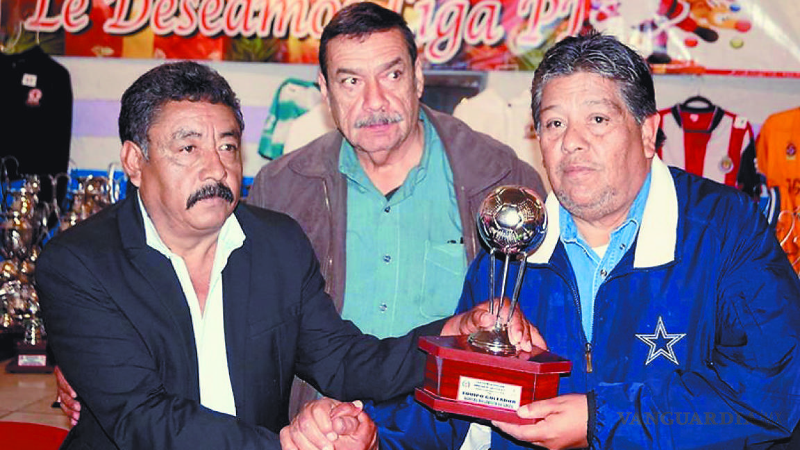 Premian a lo mejor de la Liga de Futbol Amateur