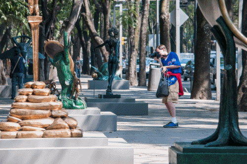 $!Exposición saca a la calle de la Ciudad de México las esculturas de Dalí