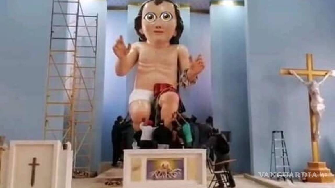 $!¿Ahora será el pasote perrón? Crean un Niño Dios gigante en Zacatecas y desata una ola de memes