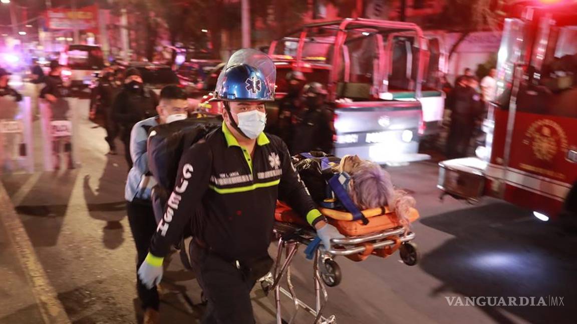 $!Imágenes del desplome en el metro en CDMX