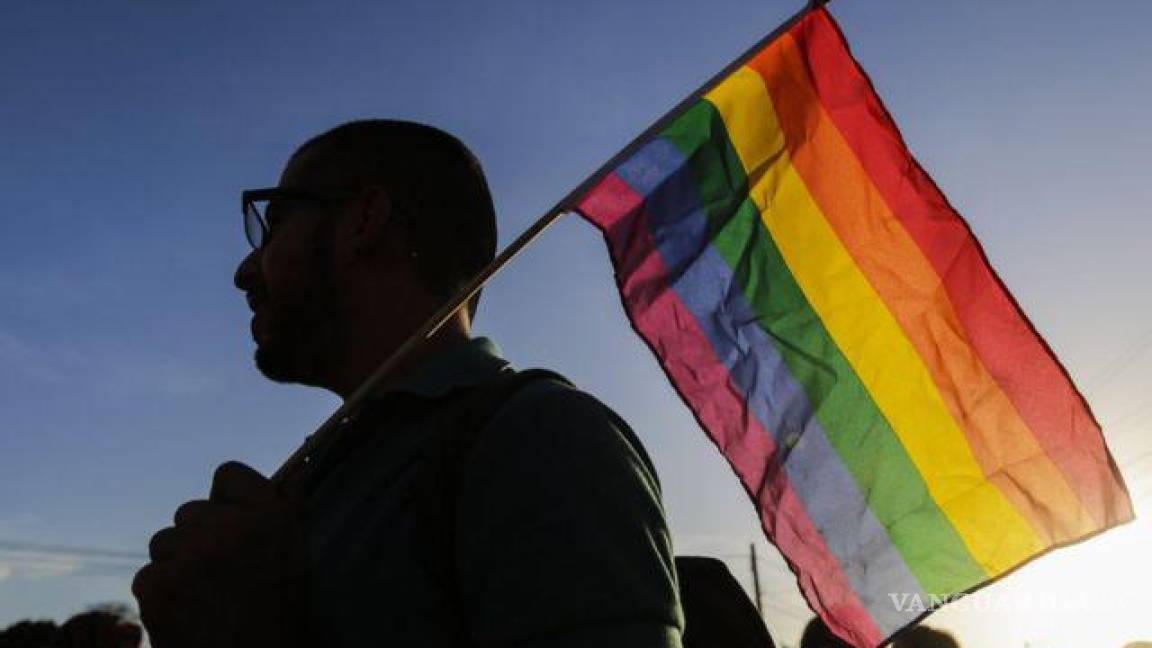 Gran Bretaña ‘perdona’ a hombres condenados por leyes históricas que criminalizaban la homosexualidad
