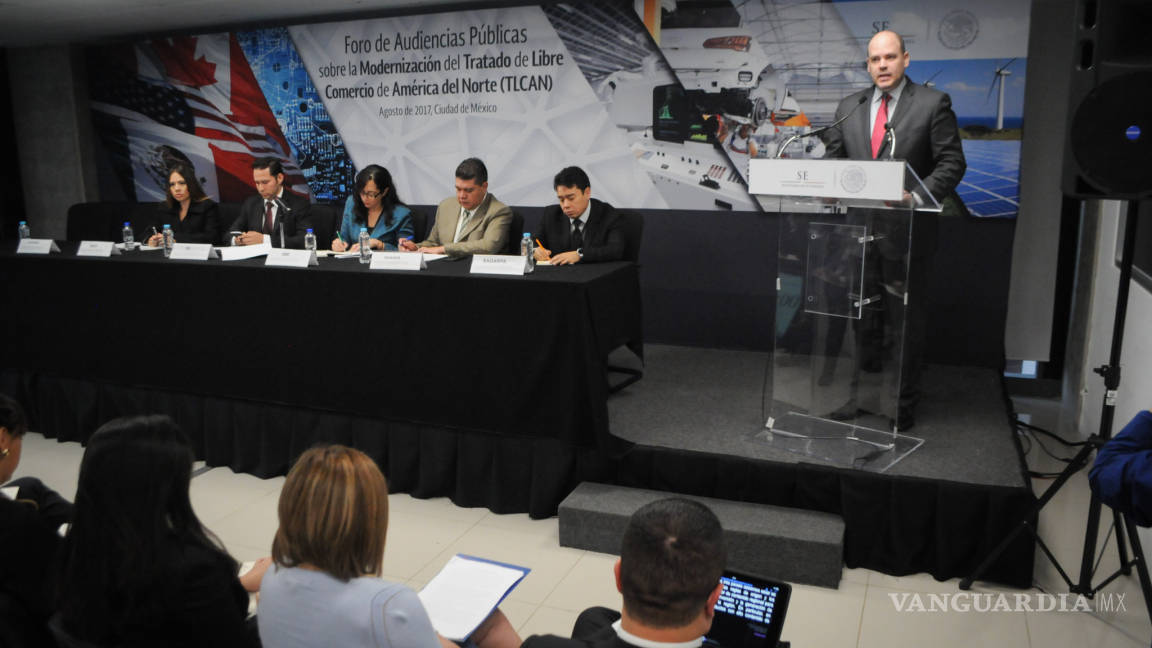 Ministros mexicanos llegan a Washington en plena renegociación del TLCAN