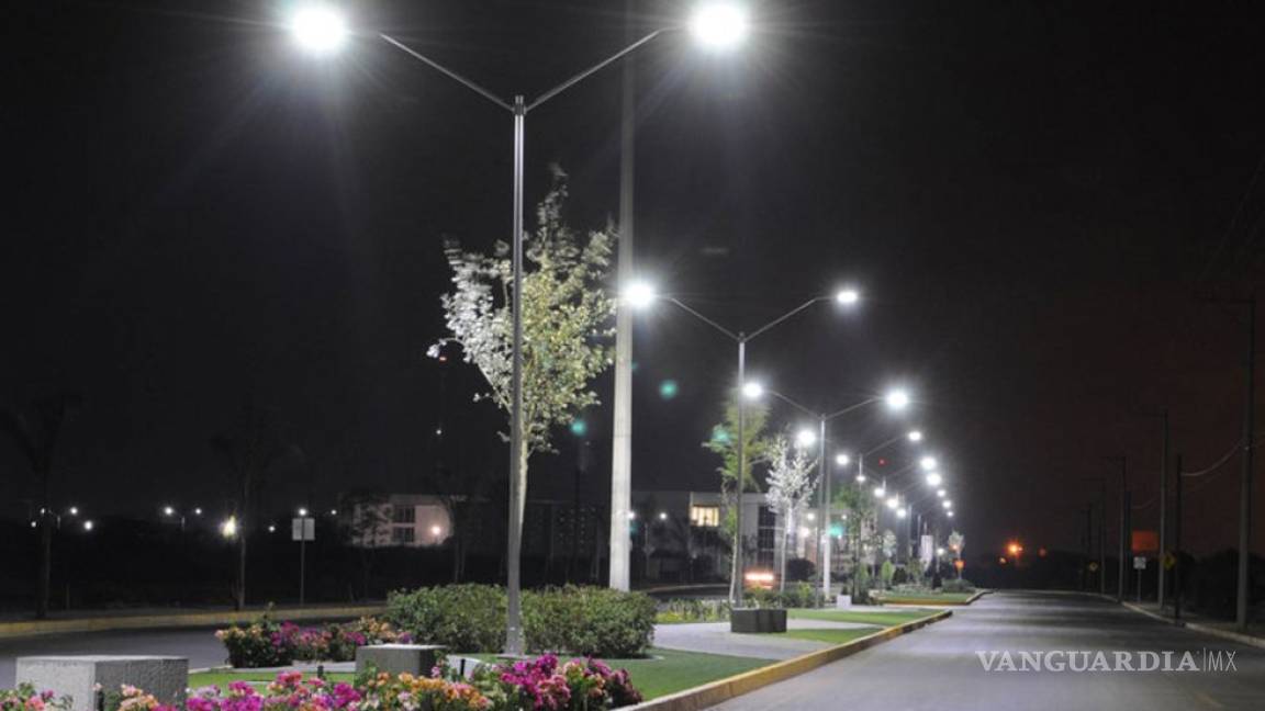 Sustituirán 53 mil luminarias del alumbrado público