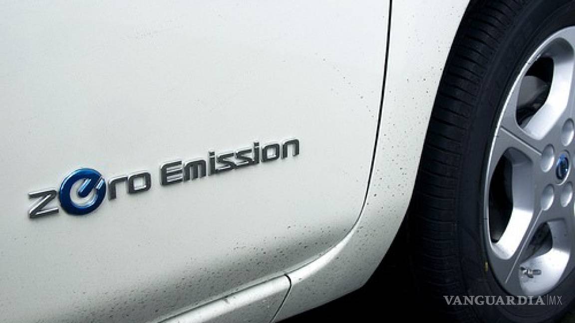 Empresas y ciudades urgen a industria automotriz acelerar hacia &quot;cero emisiones&quot;