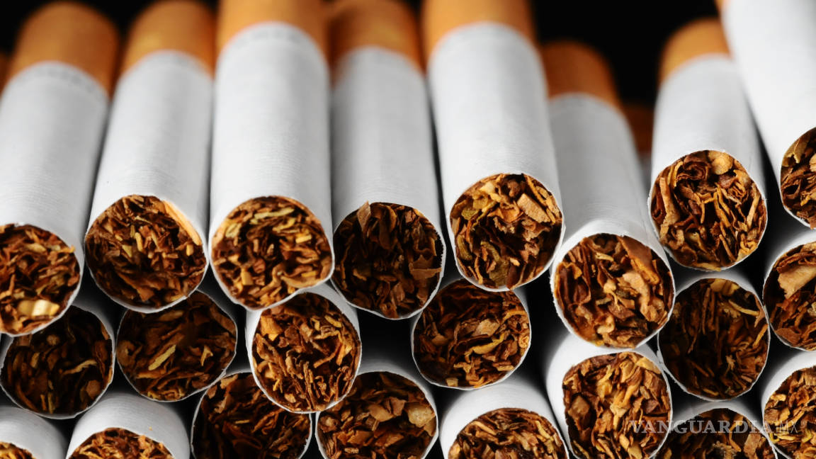 Aumentar impuestos a tabacos y refrescos generaría $25 mil millones, la mitad de lo anunciado para reconstruir el país