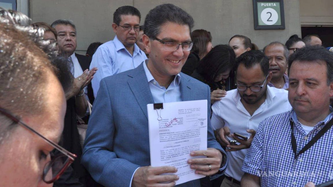 ¡Va contra el INE! Ríos Piter lleva al tribunal caso de 'firmas simuladas'