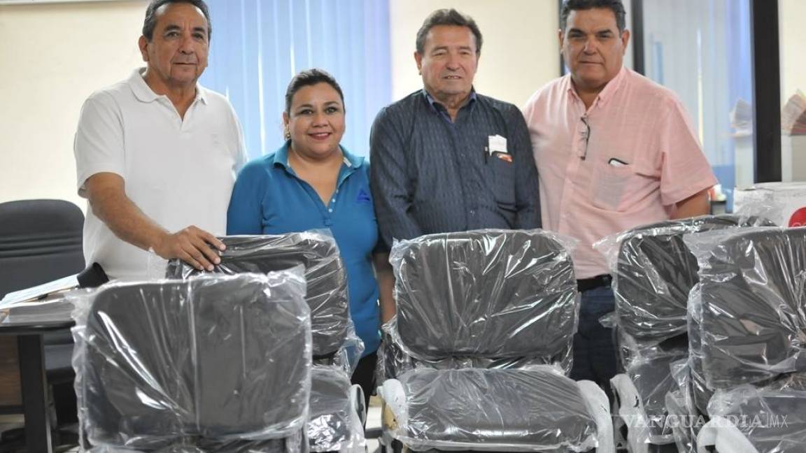 CANACO dona mobiliario a oficina de pasaportes en Monclova