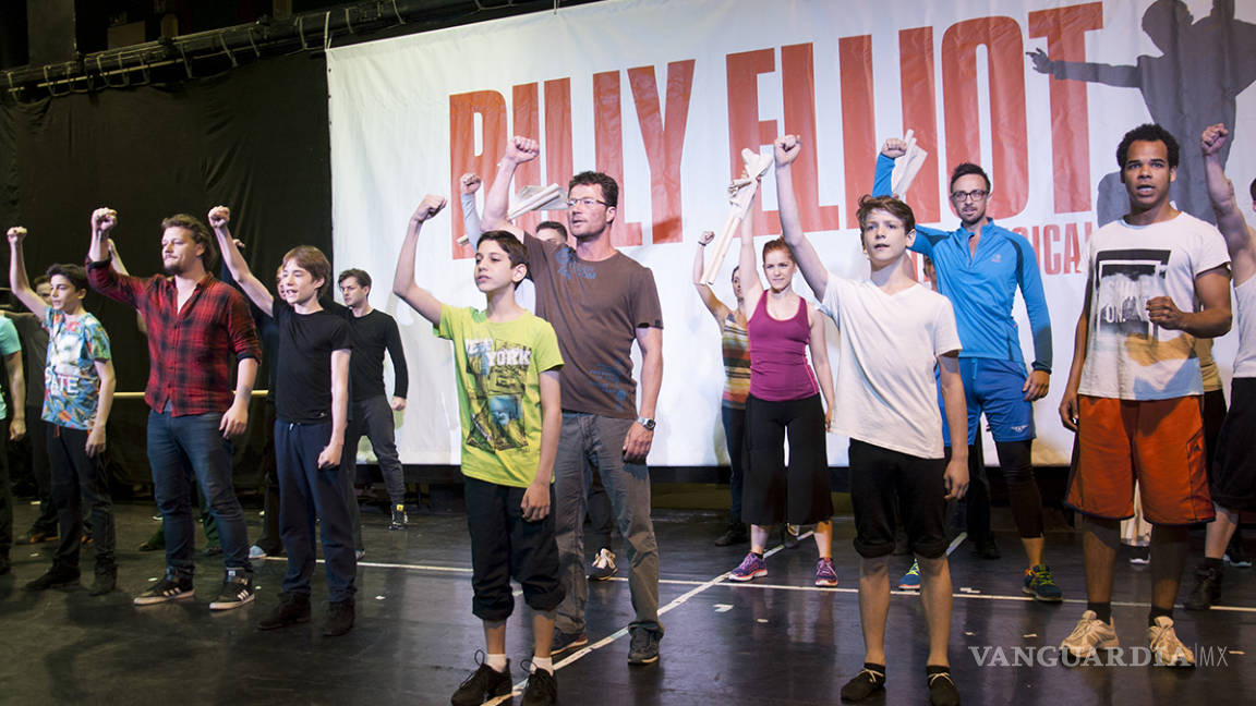 Homofóbicos logran cancelar 'Billy Elliot' de la Ópera de Budapest