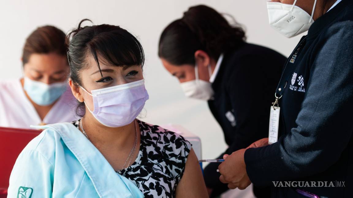 Han vacunado a más de 53 mil en México
