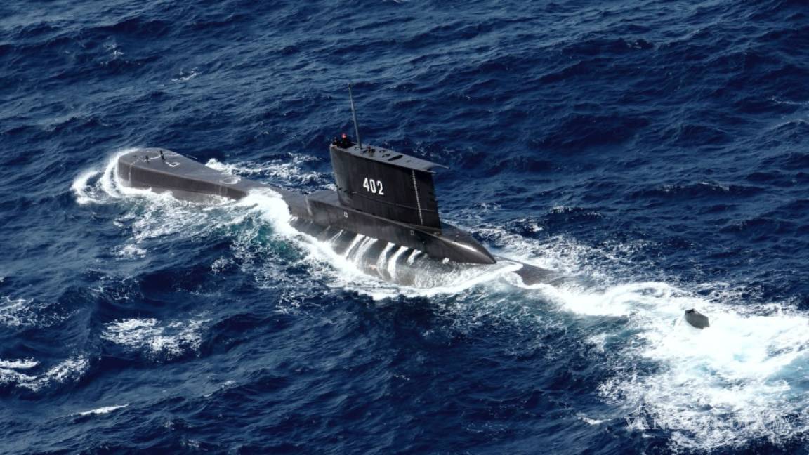 Buscan en Indonesia un submarino desaparecido con 53 tripulantes a bordo