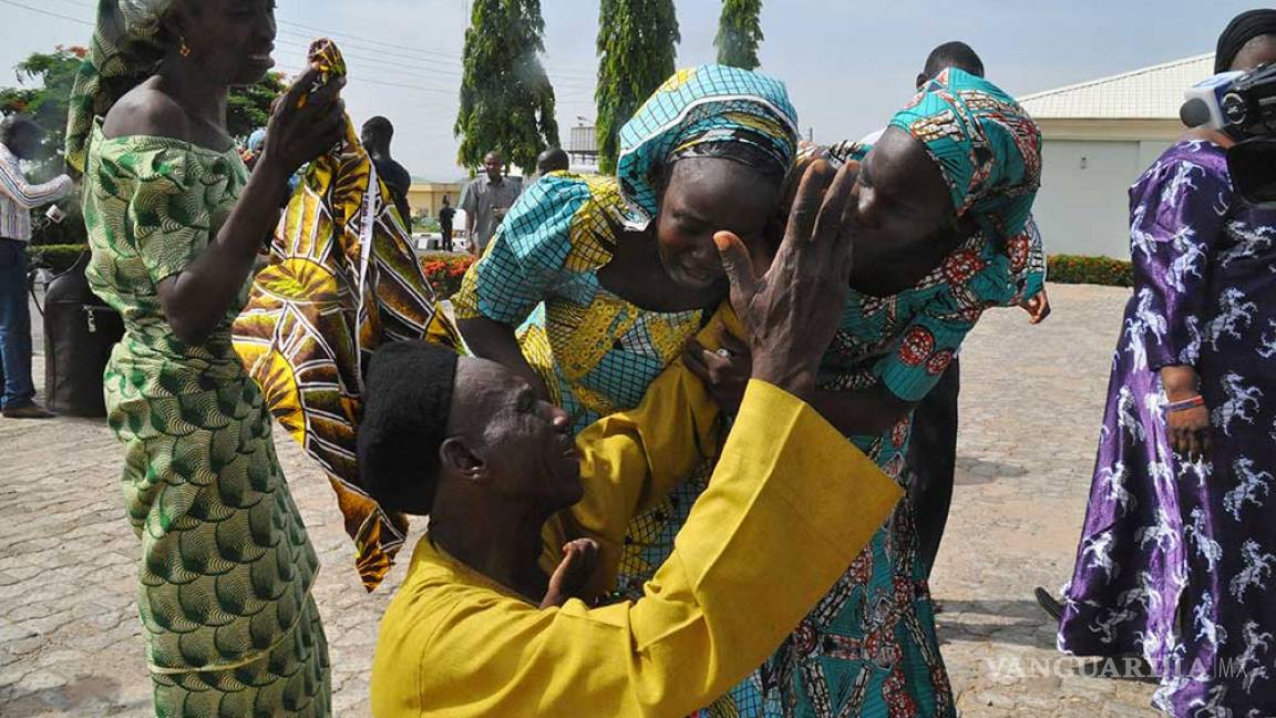 Niñas nigerianas secuestradas se reencuentran con familias