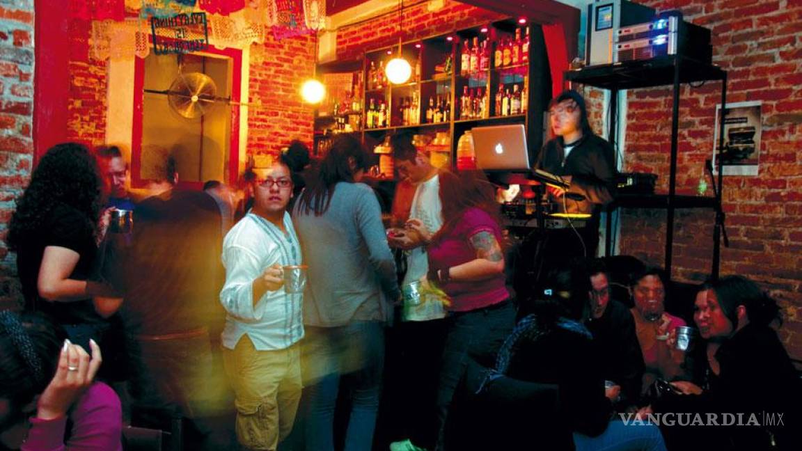 Jóvenes abarrotan bares y restaurantes en Saltillo pese a COVID