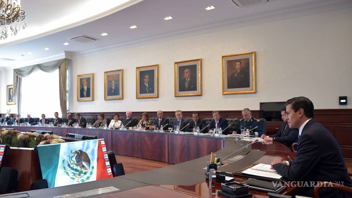 $!Peña Nieto pide a gabinete buscar medidas para evitar incrementos en precios