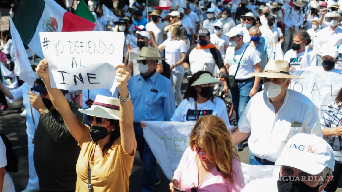 Abanderan ciudadanos marcha por el INE: ONG