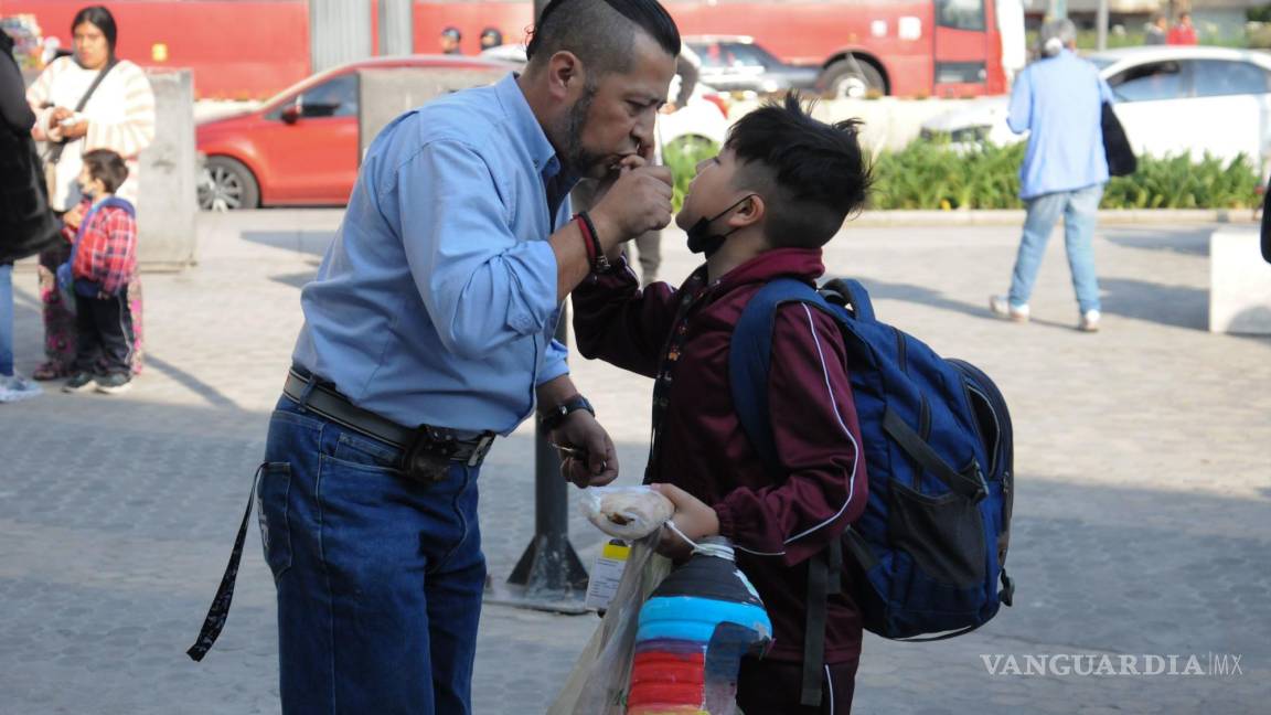 Recomiendan uso de cubrebocas a los alumnos que regresan a clases en Coahuila