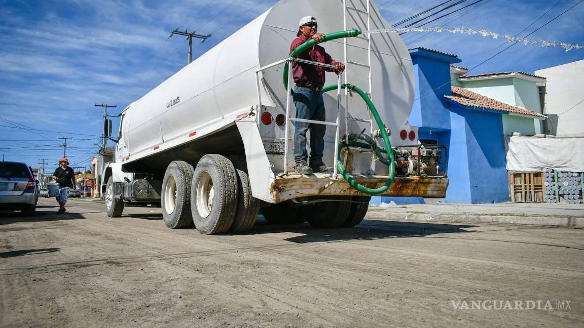 Avanza pavimentación en calles de Praderas, en Monclova; invierten 4 mdp