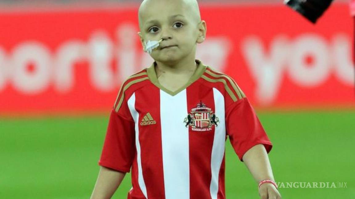 Niño con cáncer fue galardonado como el mejor gol de diciembre en Inglaterra