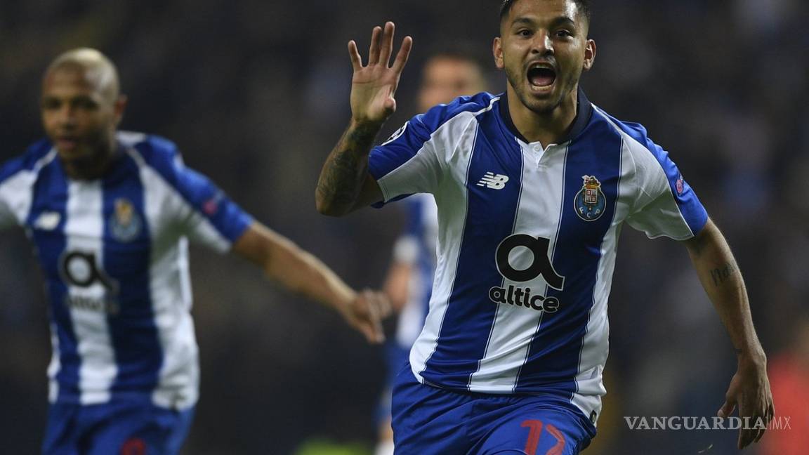 'Tecatito' volvió a marcar y el Porto amarró el liderato del Grupo D y el pase a octavos