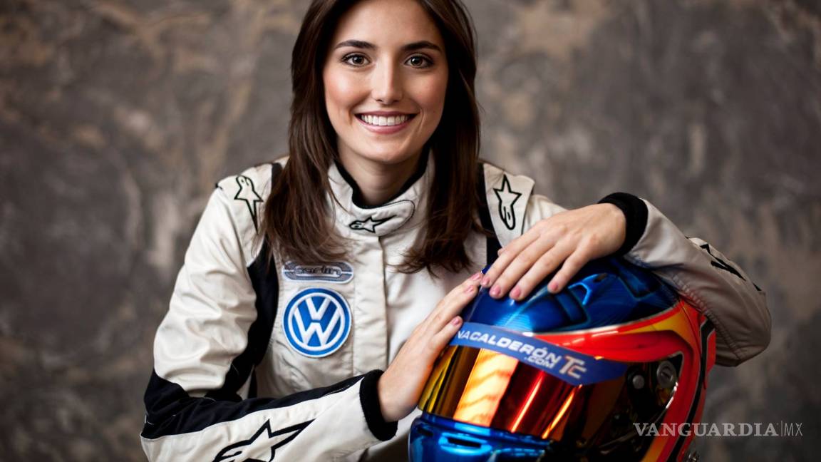 La colombiana Tatiana Calderón llega a la Fórmula 1
