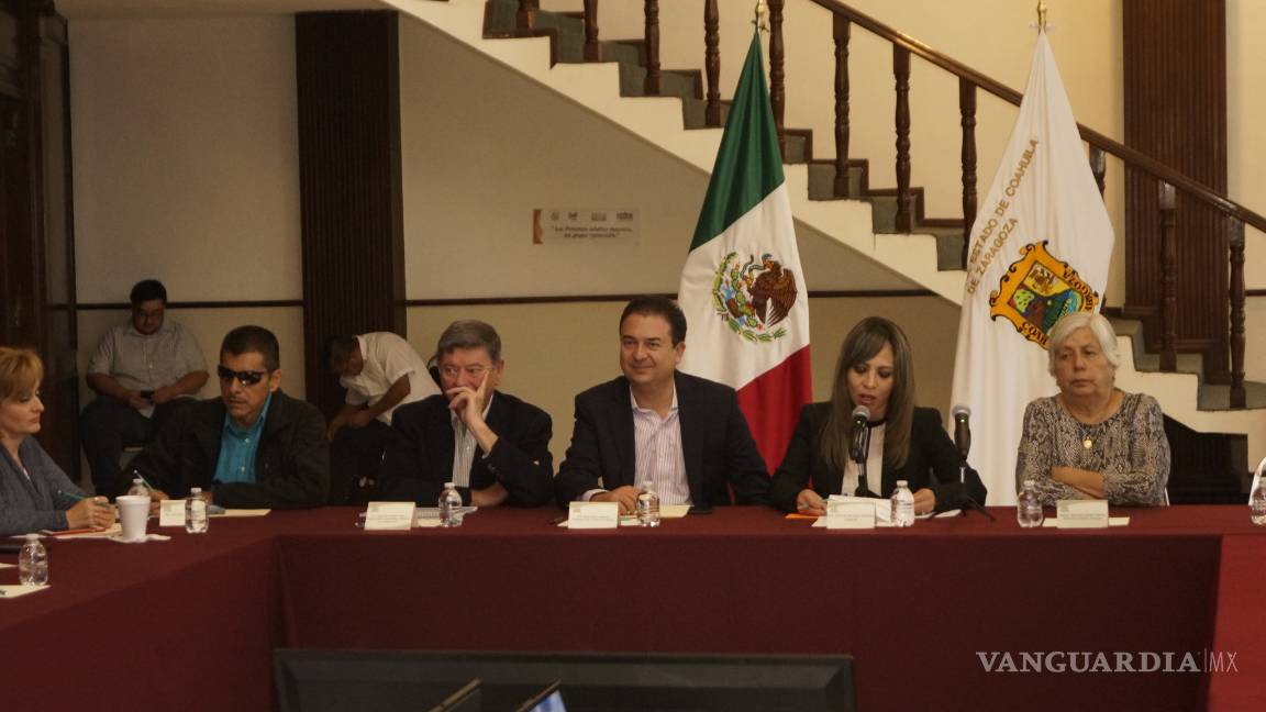 $!Defiende Rogelio Montemayor ante el Congreso el fracking en Coahuila
