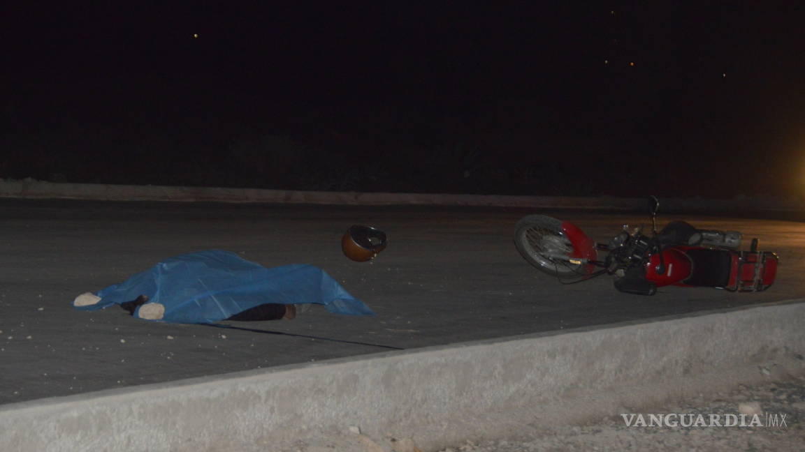 Muere motociclista en Saltillo tras salir proyectado