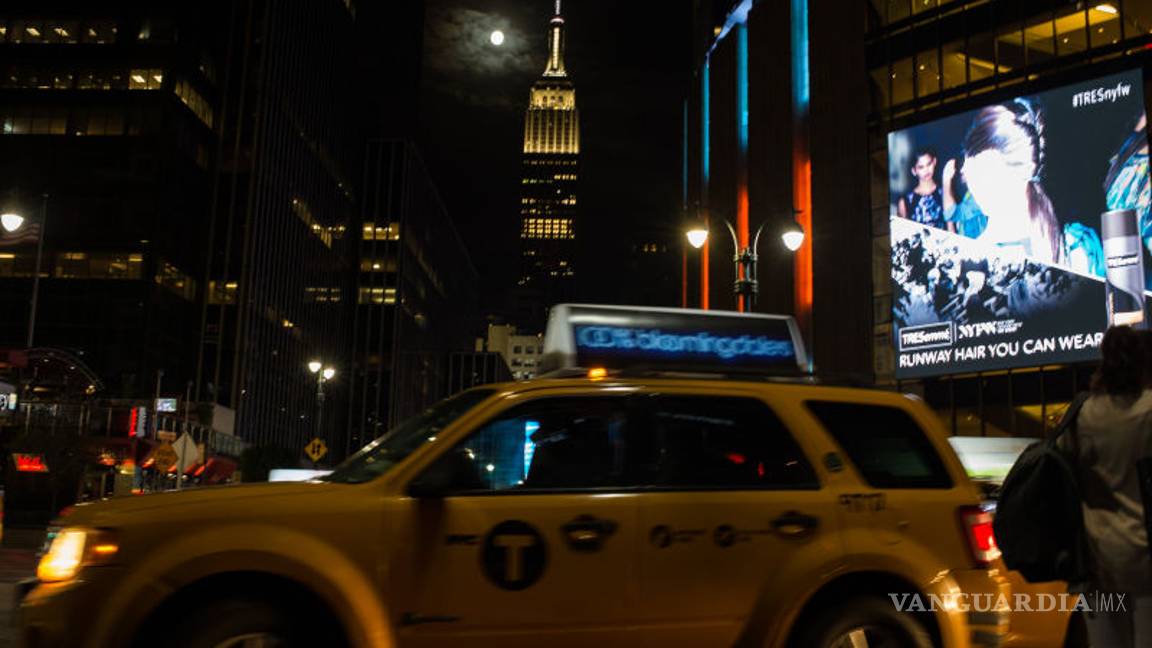 $!Las mejores fotos del eclipse total y la superluna de ayer