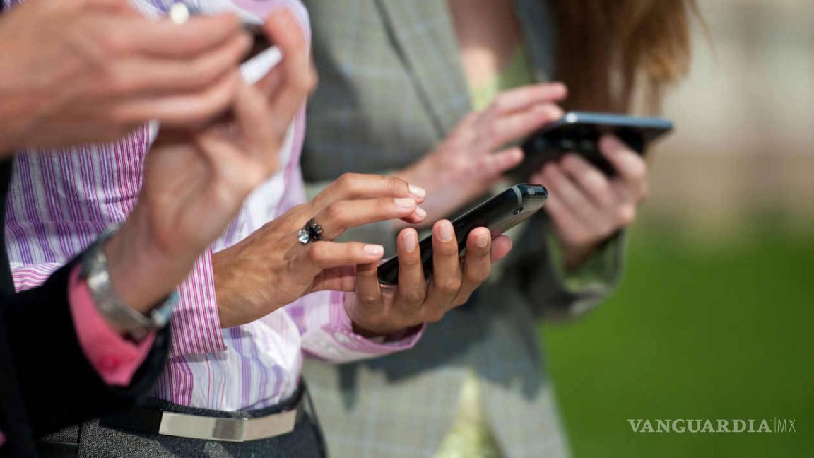 AMóvil acapara 72% de ingresos en telefonía móvil