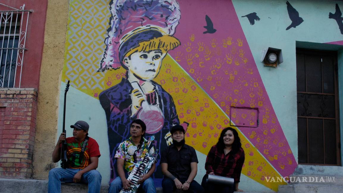 $!Los Fumancheros van duro contra el sistema con su cumbia villera