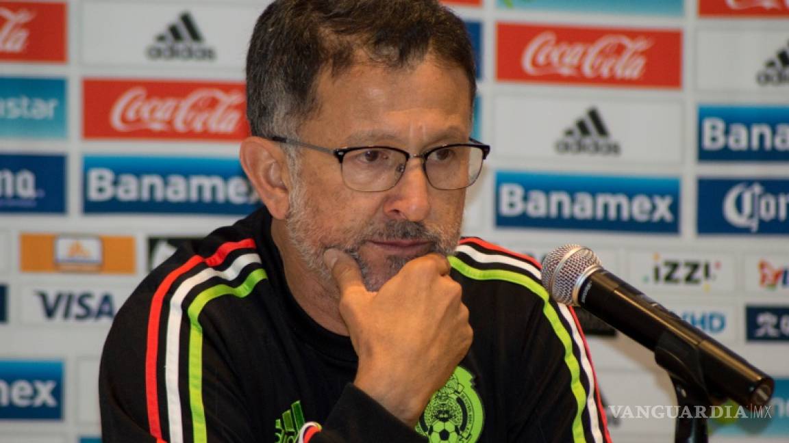Juan Carlos Osorio estudia en Sevilla los métodos de Sampaoli