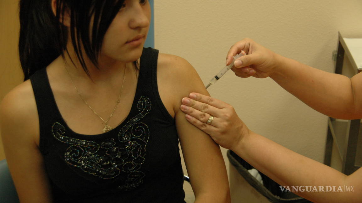 Vacunan en Coahuila a niñas contra el Virus del Papiloma Humano