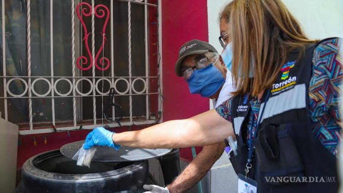Salud de Torreón entregó cuatro mil 994 paquetes de abate y retiró 30 toneladas de cacharros