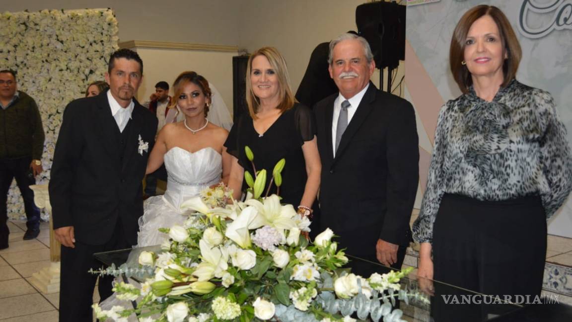Se casan 61 parejas en Bodas Comunitarias de Frontera, Coahuila