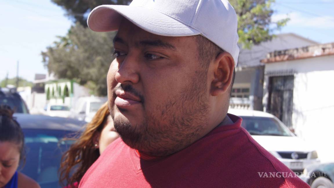 $!Padres protestan en escuela de Castaños para exigir que sean expulsados niños acusados de abuso sexual