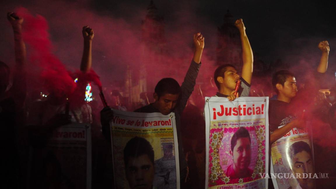 Libera FGR hasta 83 órdenes de aprehensión por caso Ayotzinapa