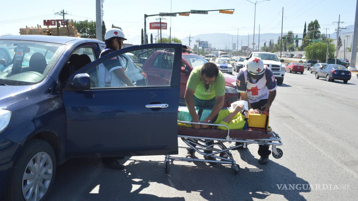 Amigas resultan heridas en choque ocurrido en LEA y Avenida Las Torres, en Saltillo