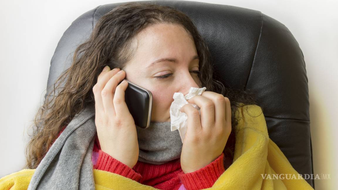 $!Los celulares tienen 18 veces más gérmenes que un sanitario