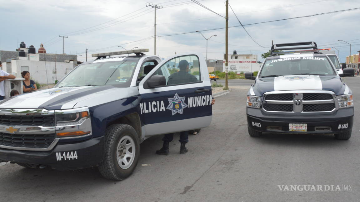 Policía Municipal de Saltillo logra recuperar dos autos robados y detienen a una persona