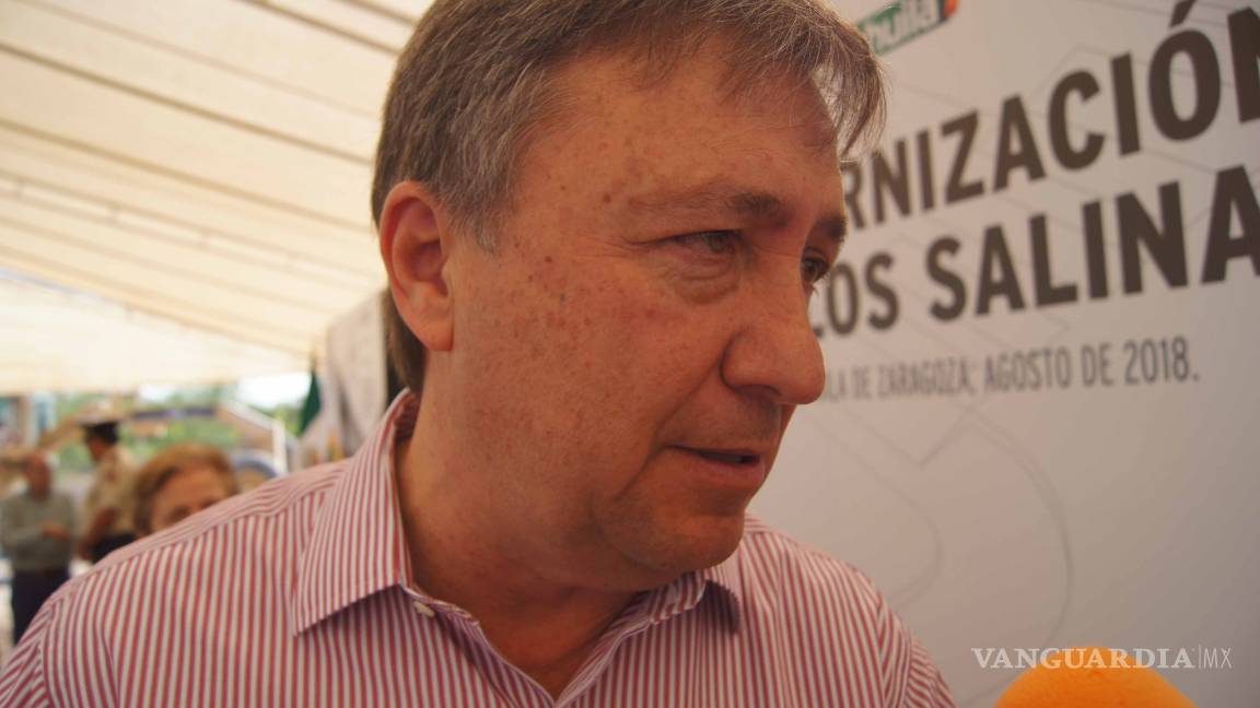 $!Polémico monumento en Monclova se va; construirán tres puentes