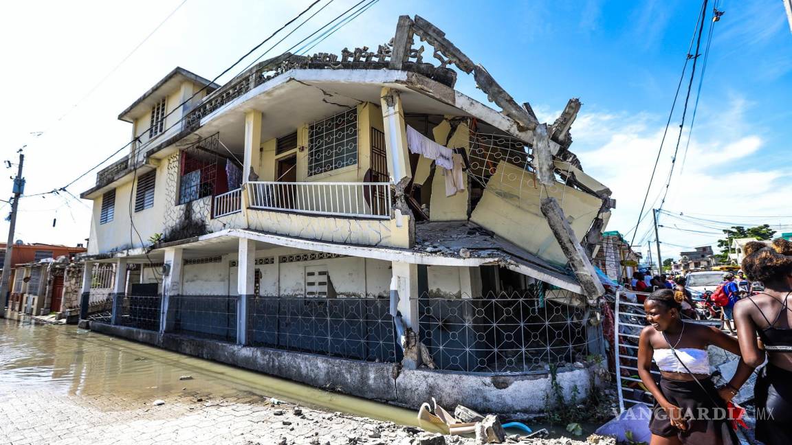 Aumentan a mil 419 los muertos por el terremoto en Haití