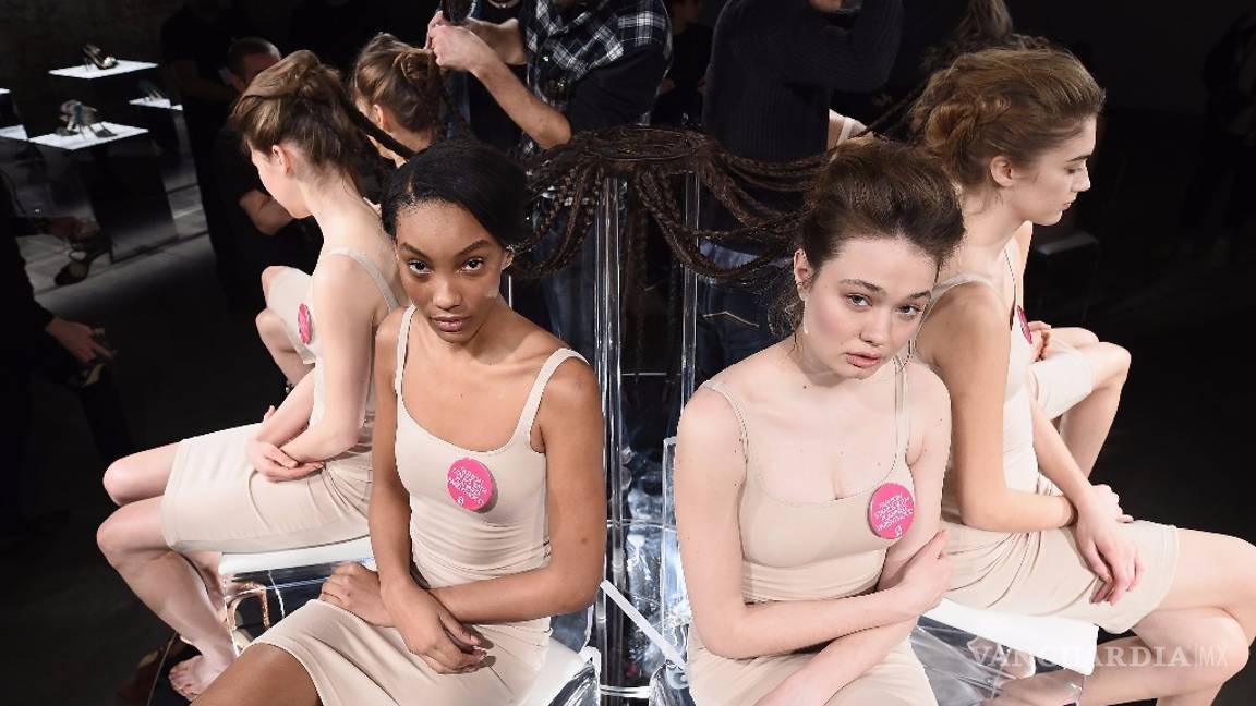 $!Protestas contra Trump llegan a las pasarelas