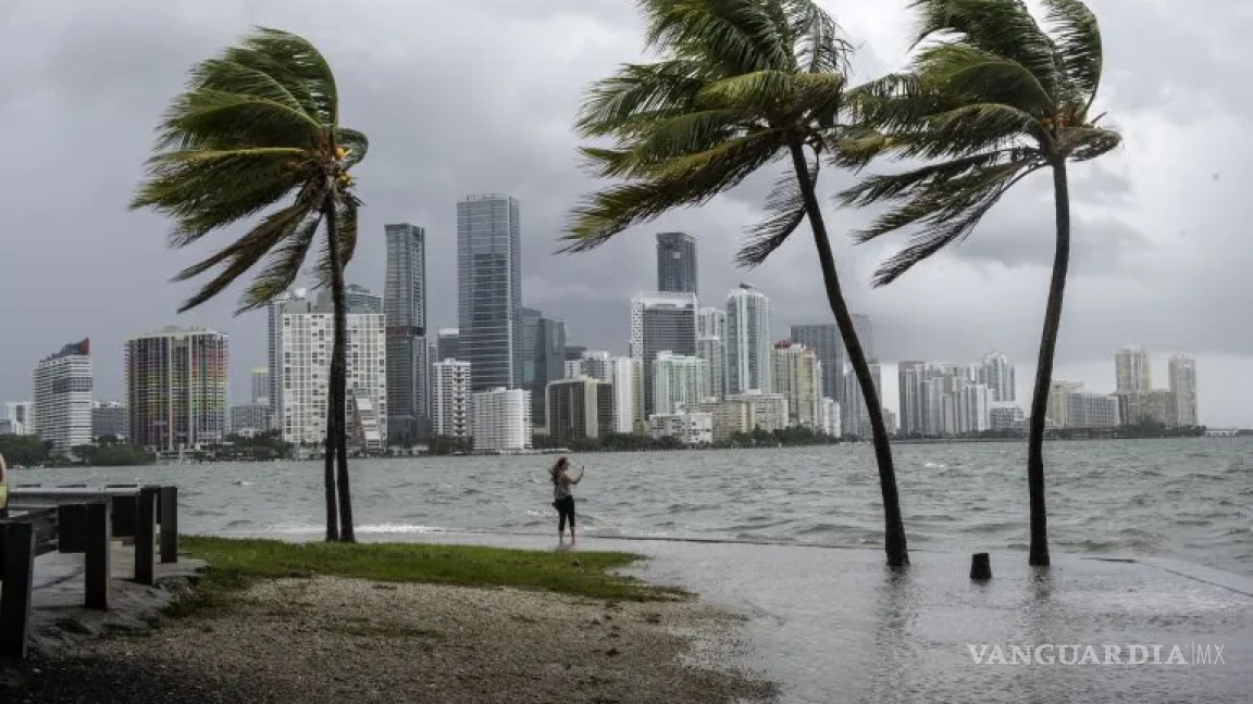 Ante llegada de posible huracán, declaran emergencia en la Florida