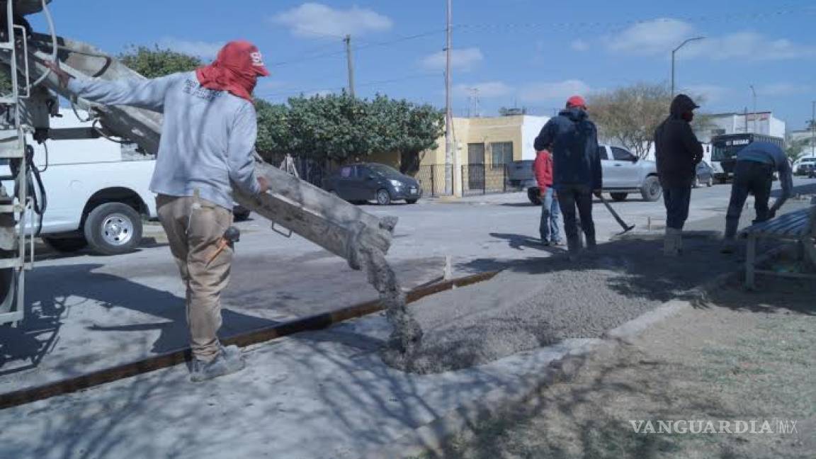 Rescate de plazas públicas continúa en Torreón