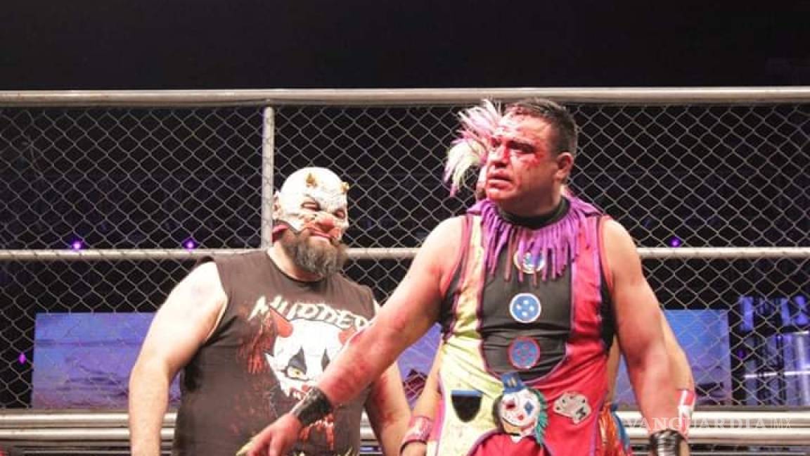 Monsther Clown pierde su máscara en Triplemanía Regia